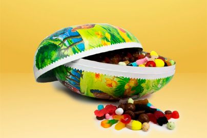Färgglatt påskägg med blandat godis - 6000 g